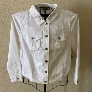 One World White Denim Long Sleeve
Button Jean Jacket 1X